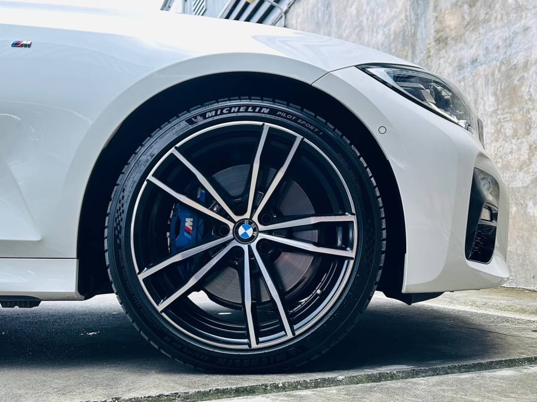 2021 BMW 330e M Sport Plug-in Hybrid โฉม G20 สีขาว (รูปที่ 4)