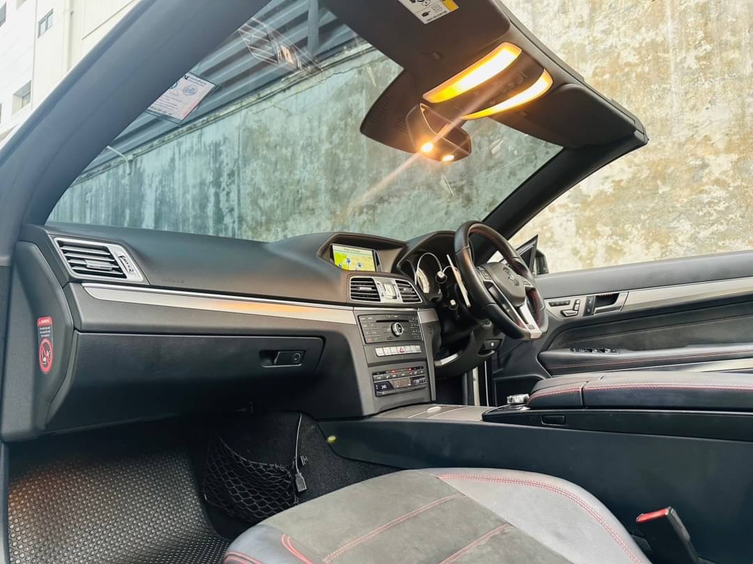2016 Mercedes-Benz E-Class Cabriolet E250 สีขาว (รูปที่ 14)