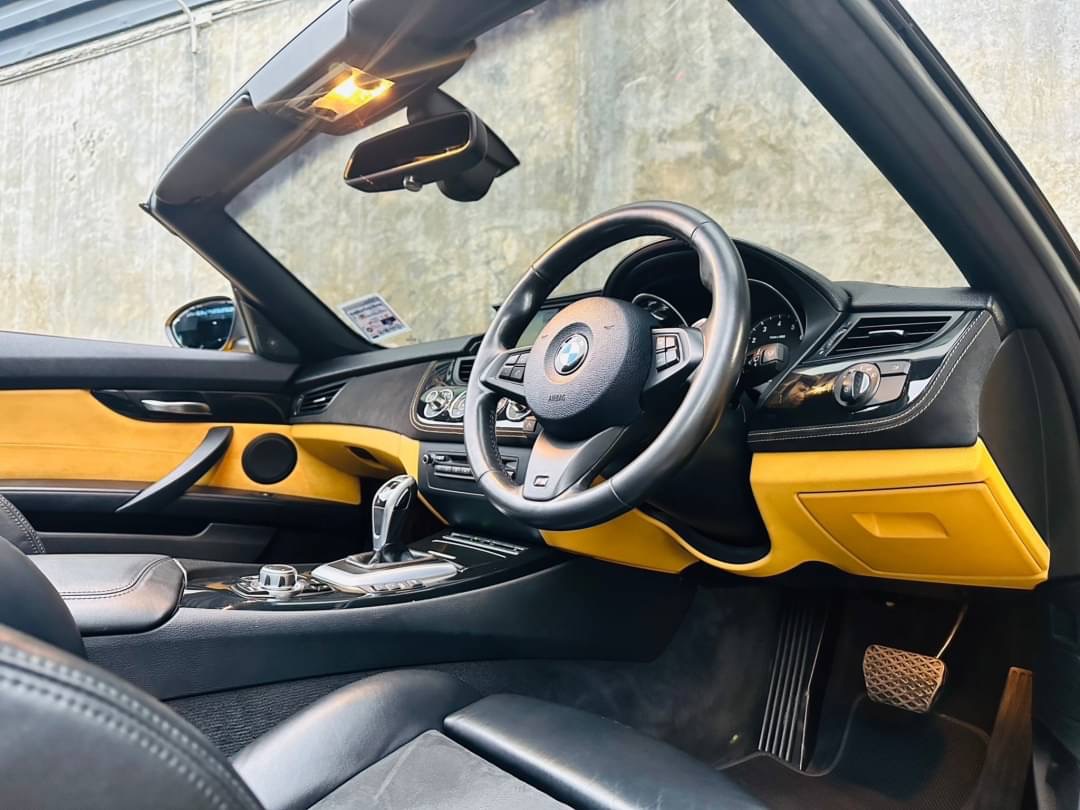 2011 BMW Z4 E89 สีเหลือง (รูปที่ 2)