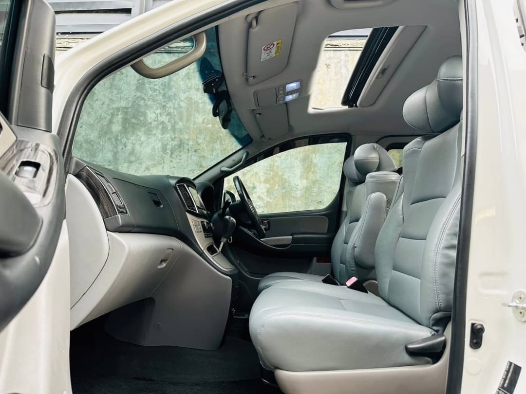 2019 Hyundai H-1 สีขาว (รูปที่ 9)
