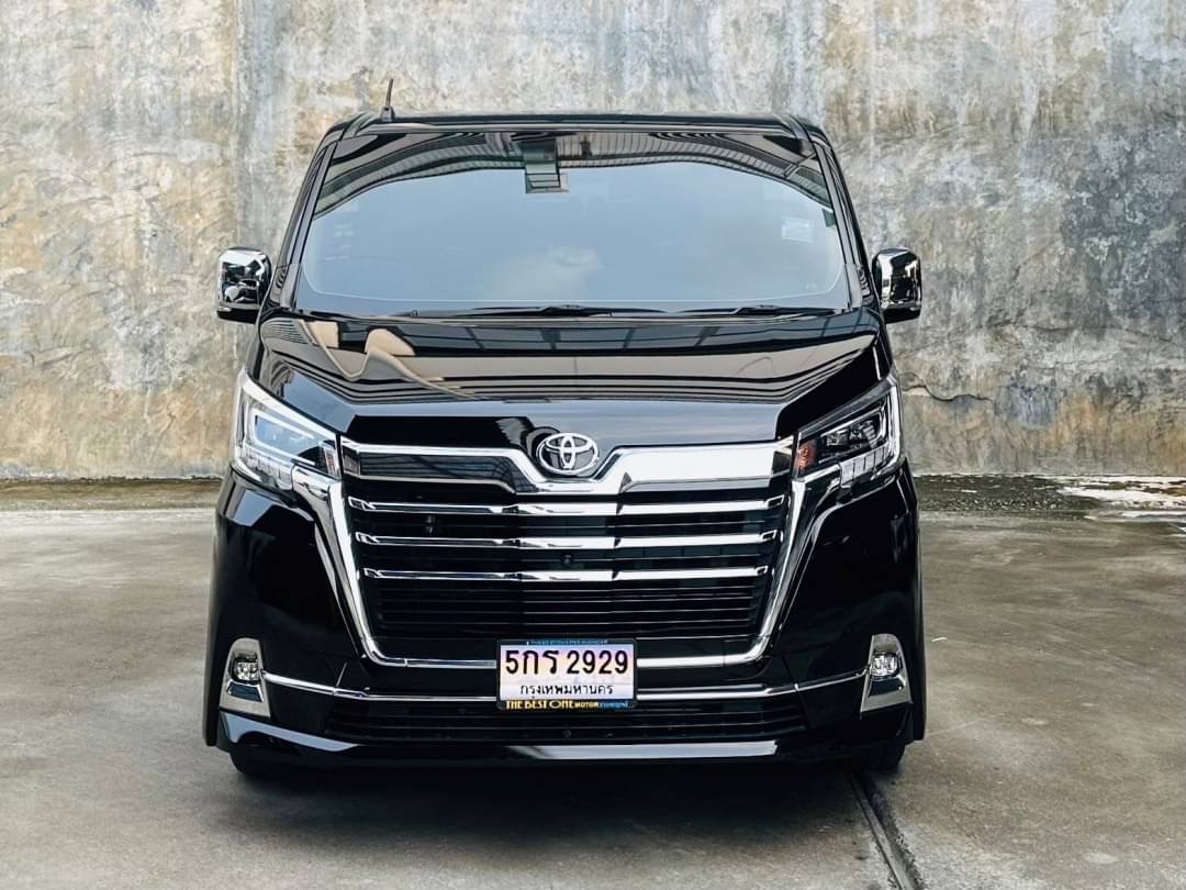 2020 Toyota Majesty สีดำ (รูปที่ 5)