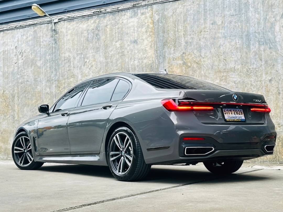 2020 BMW LCI 730Ld SDRIVE M-Sport สีเทา (รูปที่ 8)