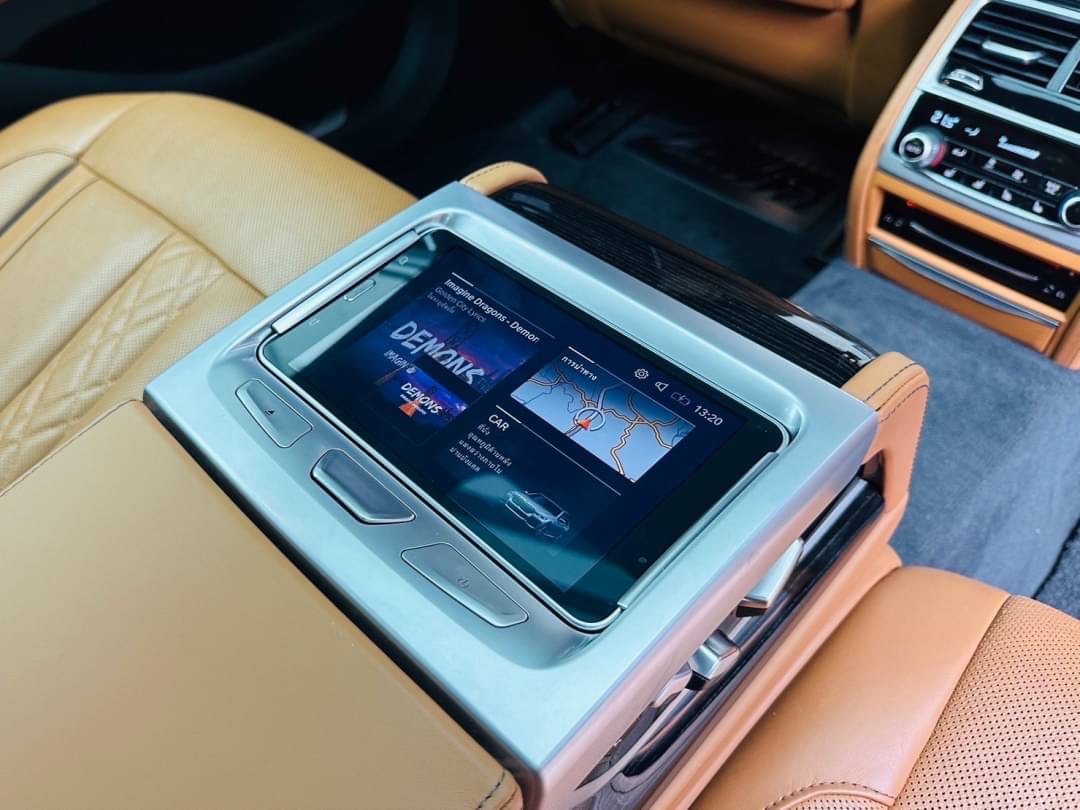 2020 BMW LCI 730Ld SDRIVE M-Sport สีเทา (รูปที่ 13)