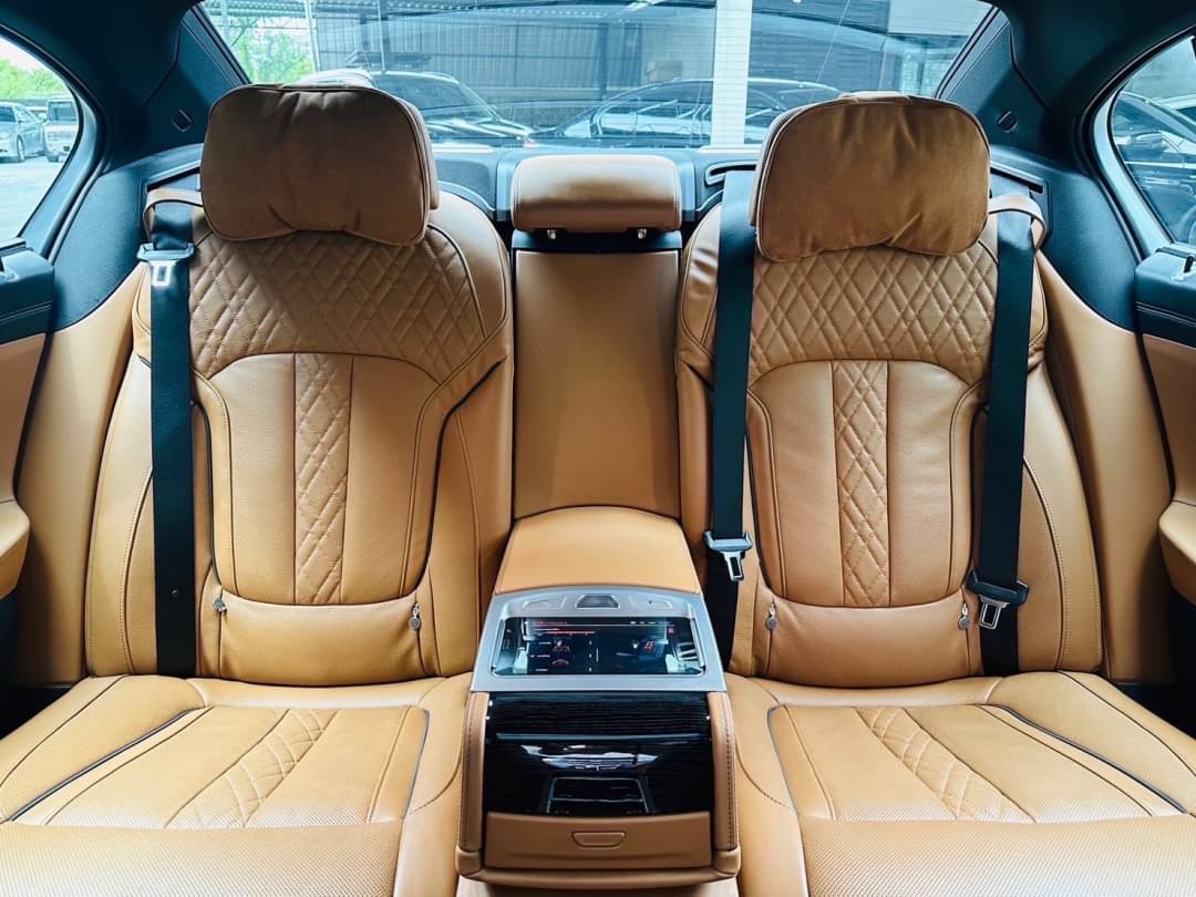 2020 BMW LCI 730Ld SDRIVE M-Sport สีเทา (รูปที่ 14)