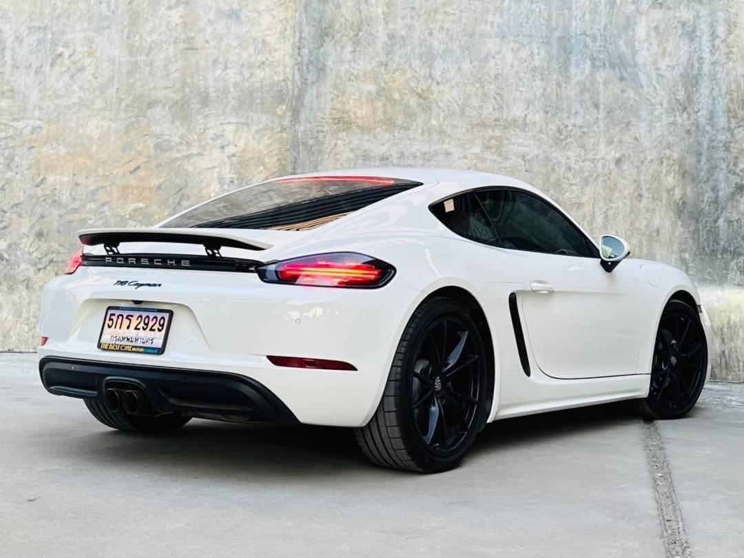 2017 Porsche Cayman สีขาว (รูปที่ 7)