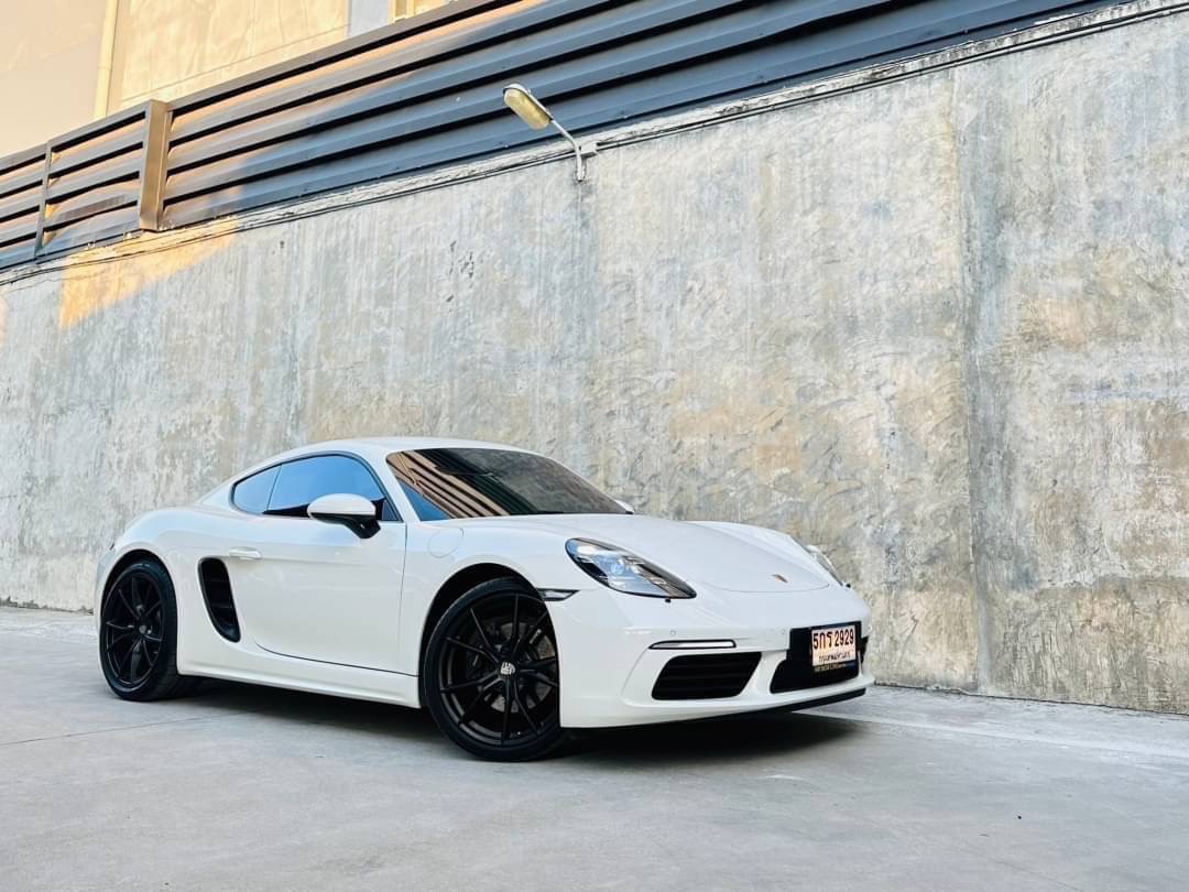 2017 Porsche Cayman สีขาว (รูปที่ 3)