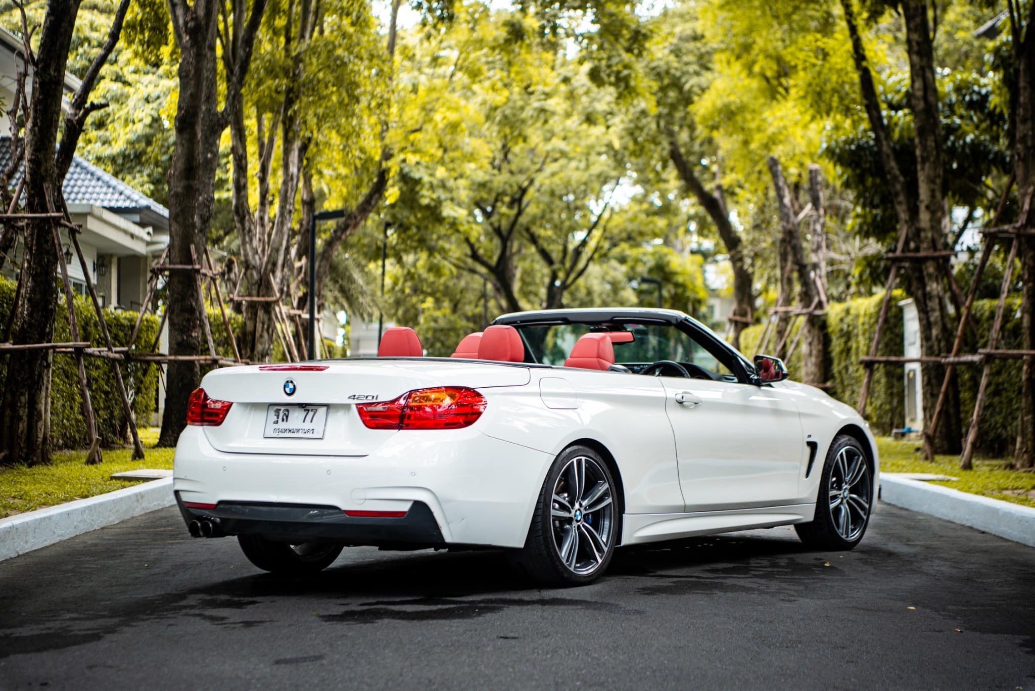 Bmw 420i M Sport CARBRIOLET 2015 Y. โคตรหล่อ (รูปที่ 4)