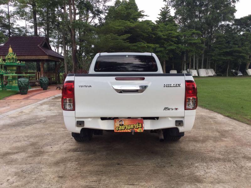 Toyota Hilux Revo Double cab สีขาว (รูปที่ 5)