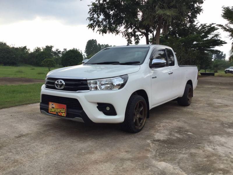 Toyota Hilux Revo Double cab สีขาว (รูปที่ 18)