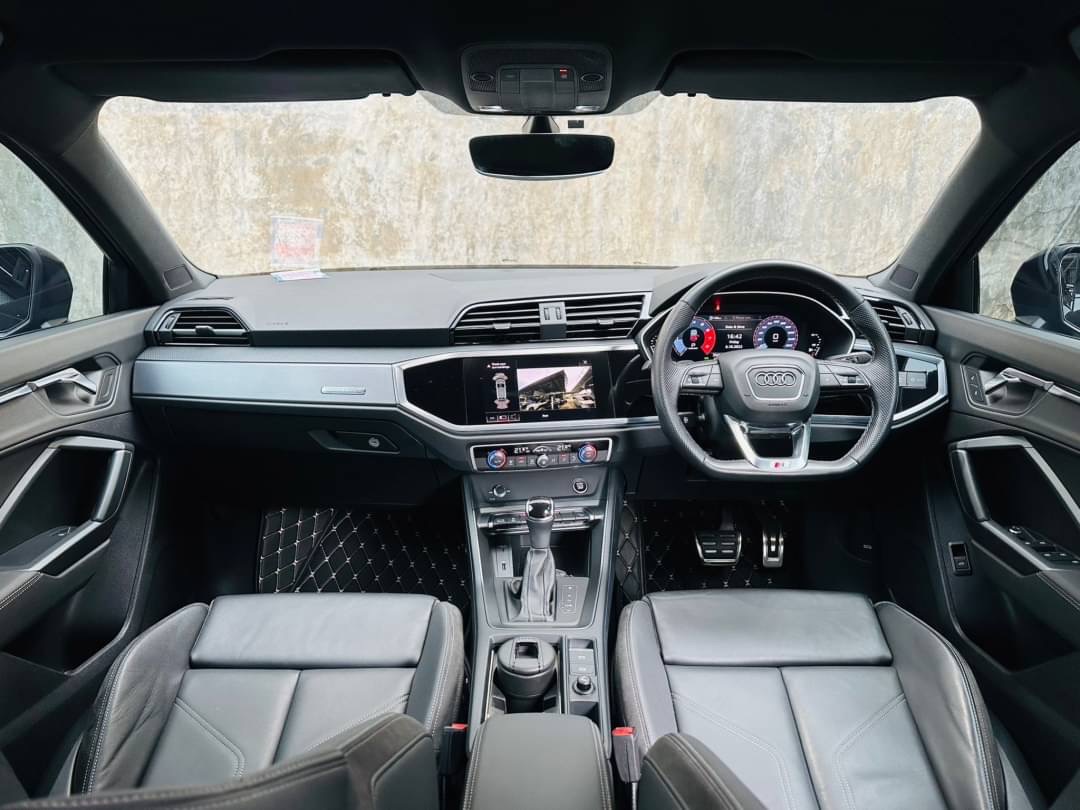 2021 Audi Q3 Sportback สีดำ (รูปที่ 6)