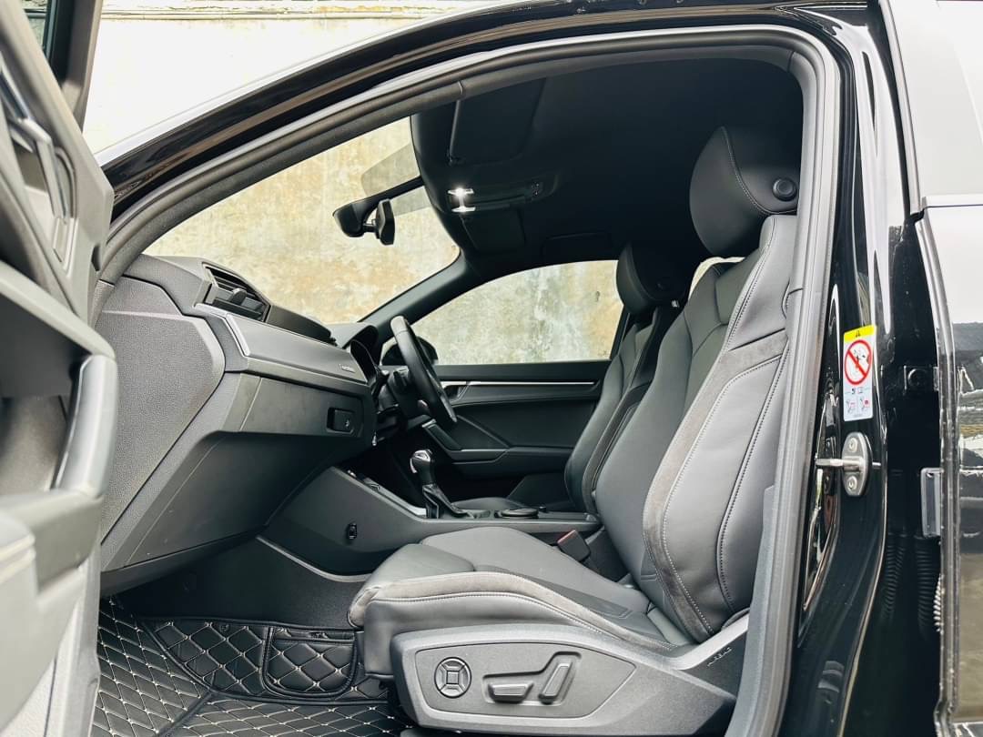 2021 Audi Q3 Sportback สีดำ (รูปที่ 16)