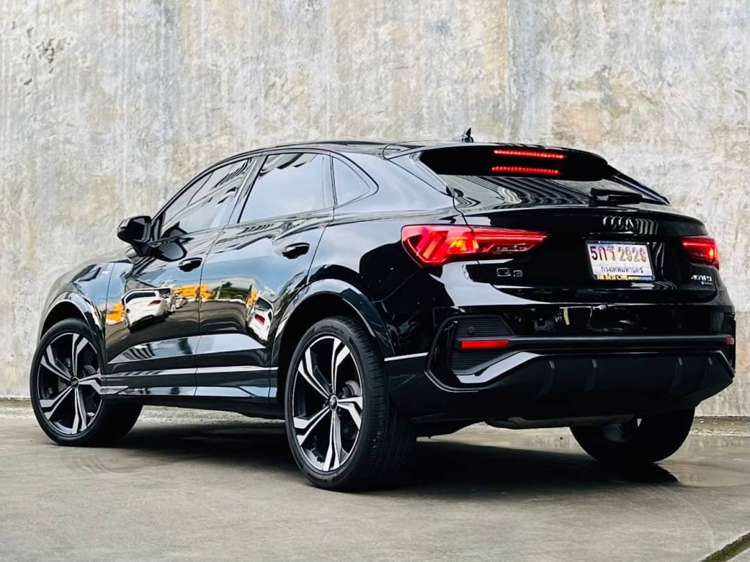 2021 Audi Q3 Sportback สีดำ (รูปที่ 4)