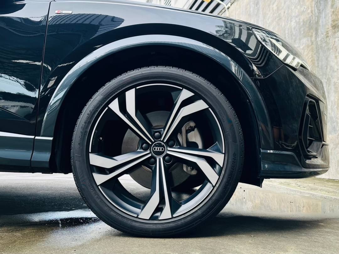2021 Audi Q3 Sportback สีดำ (รูปที่ 10)