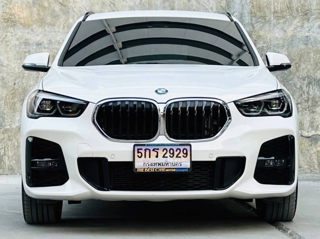 2021 BMW X1 F48 สีขาว (รูปที่ 2)