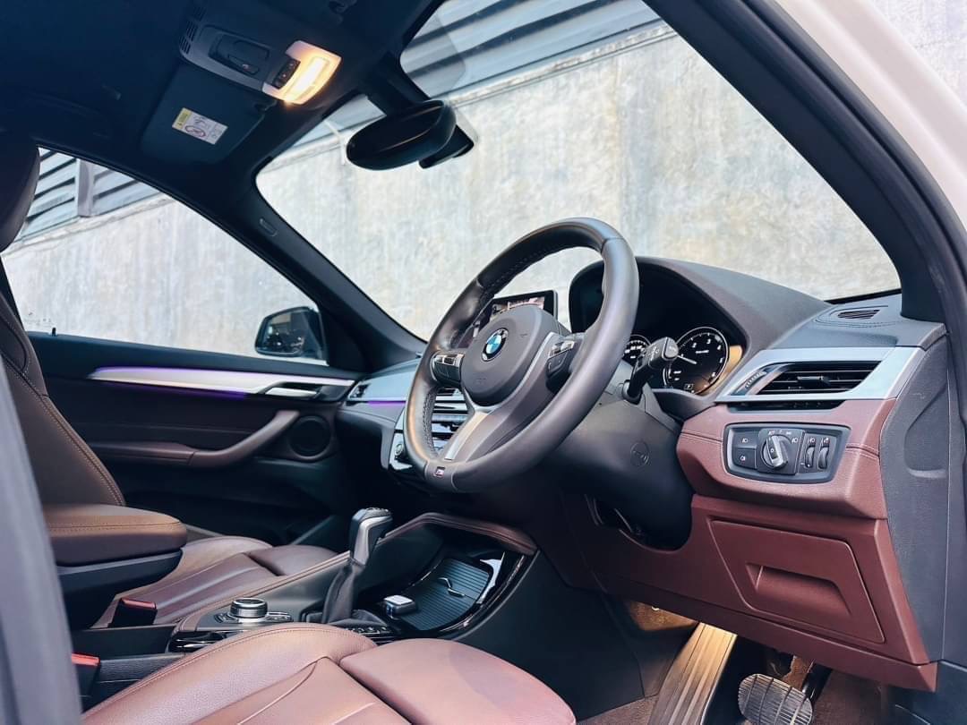 2021 BMW X1 F48 สีขาว (รูปที่ 9)