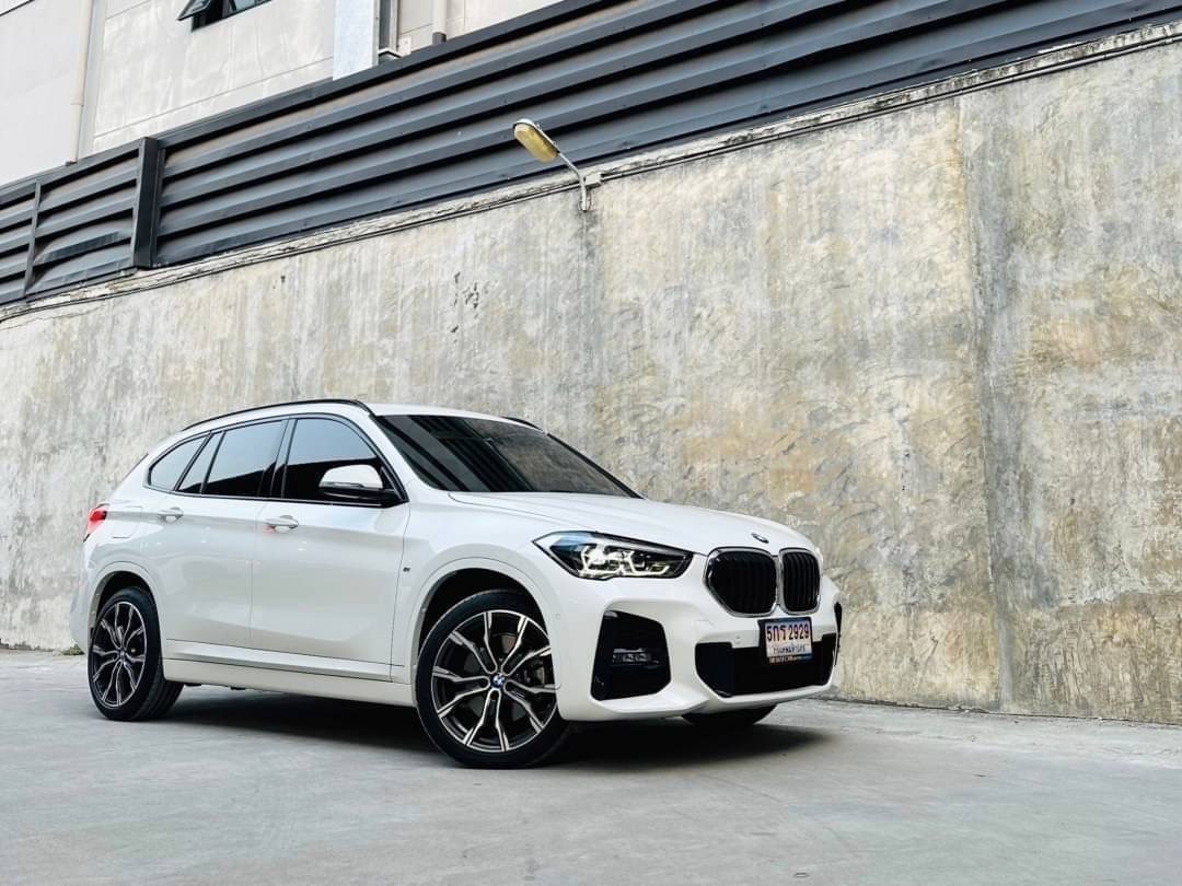 2021 BMW X1 F48 สีขาว