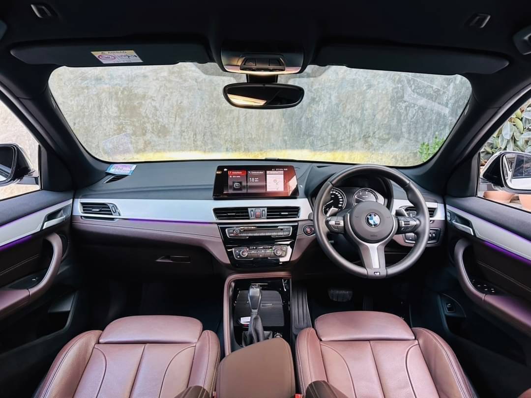 2021 BMW X1 F48 สีขาว (รูปที่ 6)