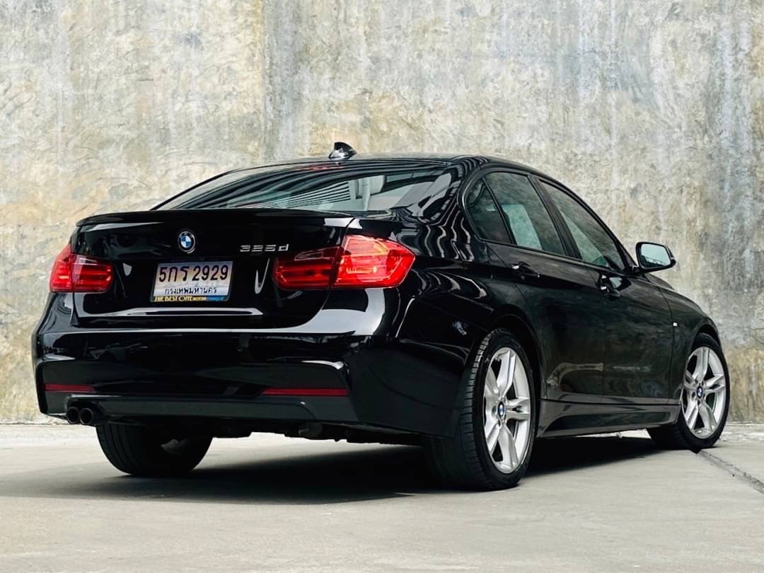 2014 BMW 3 Series F30 325d สีดำ (รูปที่ 7)