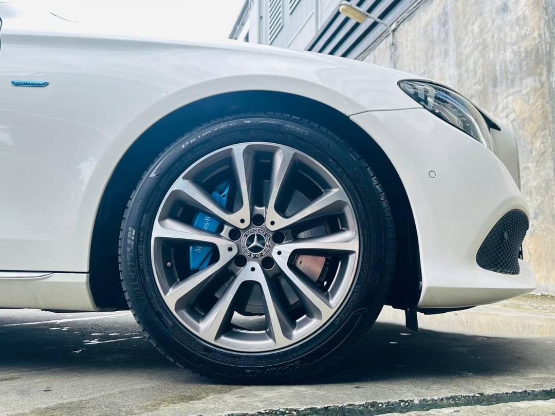 2018 Mercedes-Benz E-Class W213 E350 สีขาว (รูปที่ 4)