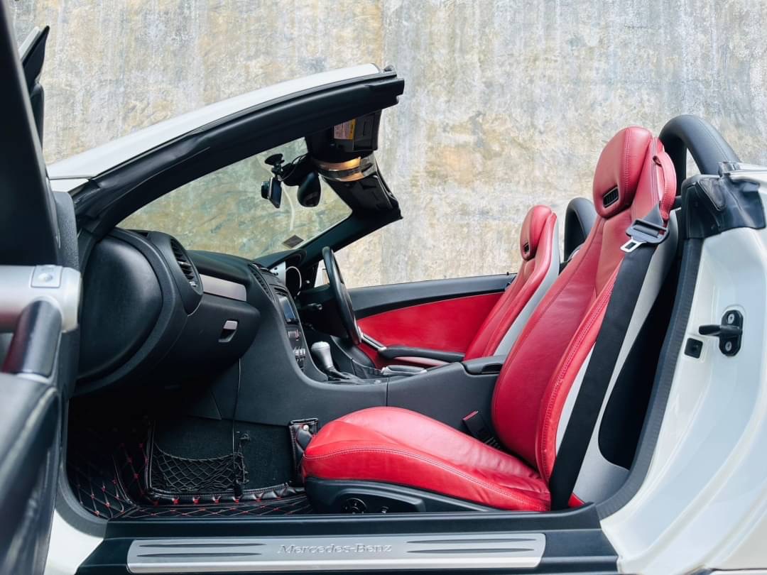 2008 Mercedes-Benz SL-Class R230 สีขาว (รูปที่ 11)