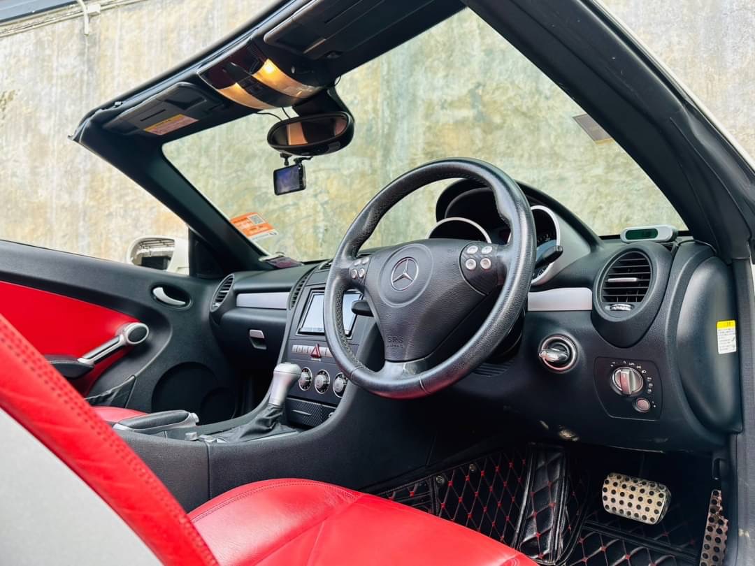2008 Mercedes-Benz SL-Class R230 สีขาว (รูปที่ 9)