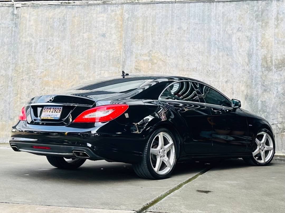 2012 Mercedes-Benz E-Class W213 E350 สีดำ (รูปที่ 5)