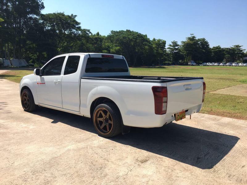 Isuzu D-Max Space Cab ปี 2018 สีขาว (รูปที่ 2)