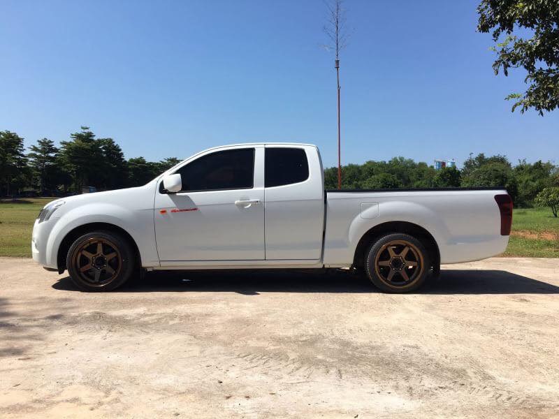 Isuzu D-Max Space Cab ปี 2018 สีขาว