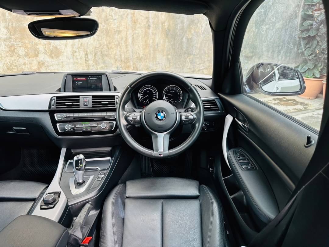 2018 BMW 118i M-Sport M-Performance F20 LCI สีขาว (รูปที่ 12)