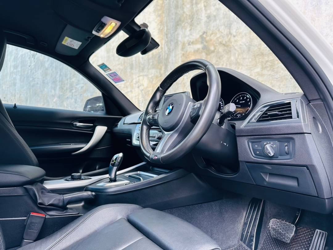 2018 BMW 118i M-Sport M-Performance F20 LCI สีขาว (รูปที่ 7)