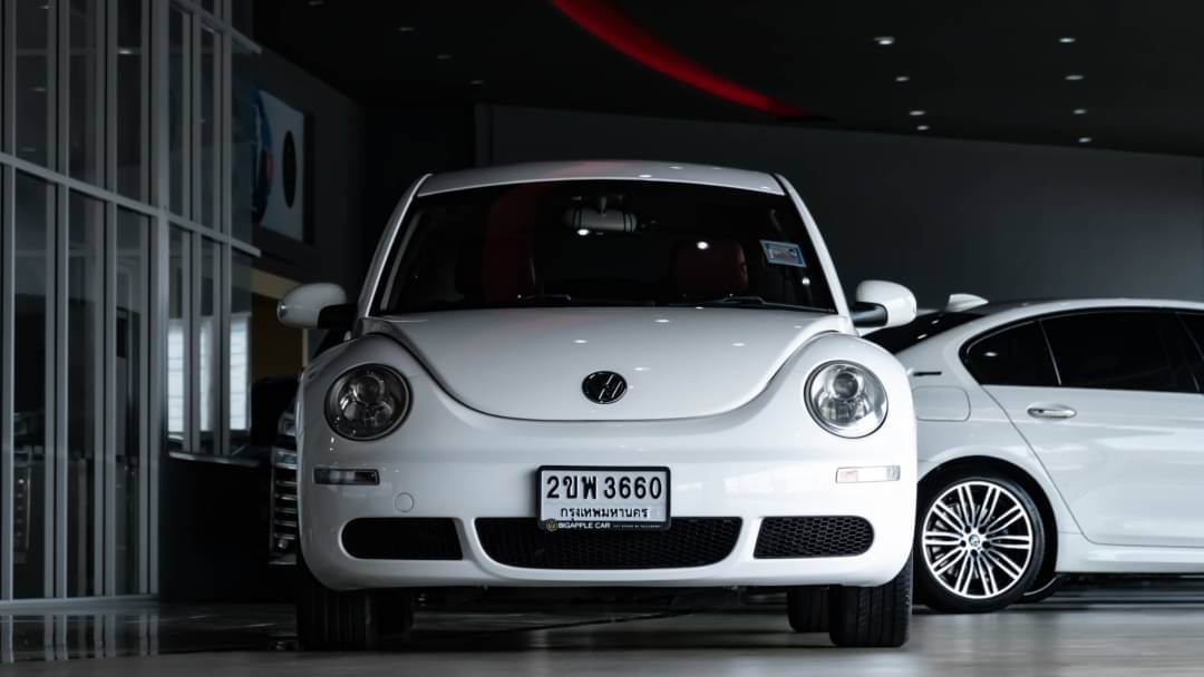 2009 Volkswagen New Beetle Coupe สีขาว (รูปที่ 7)