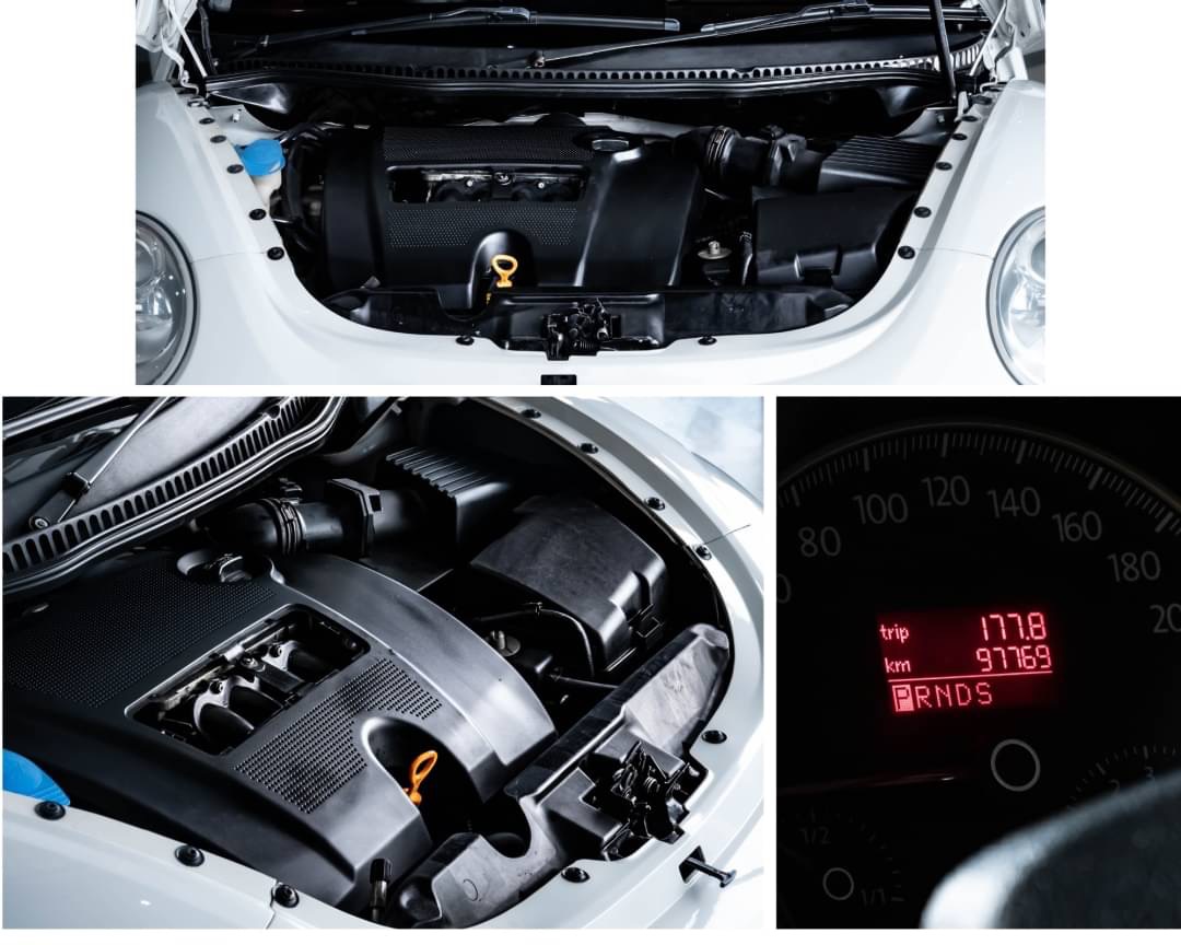 2009 Volkswagen New Beetle Coupe สีขาว (รูปที่ 14)