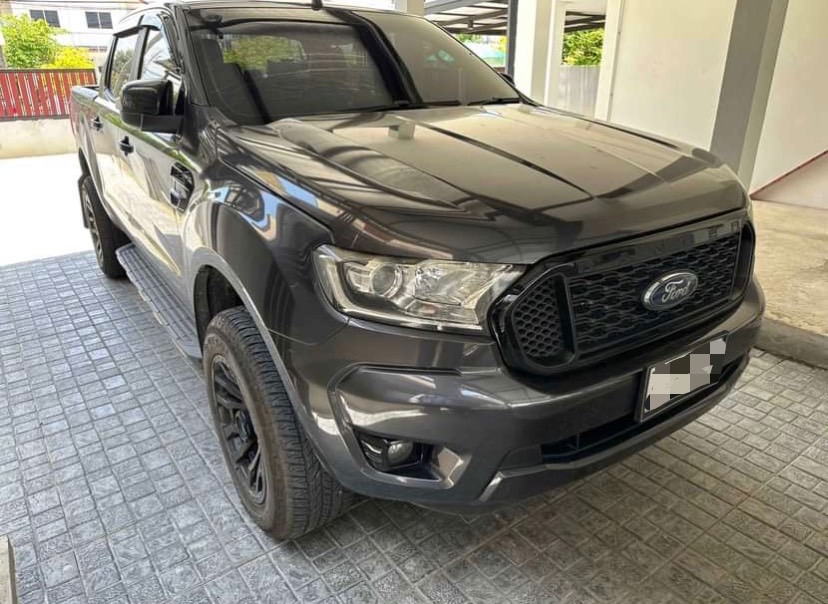 2017 Ford Ranger XL+ (Double Cab) สีเทา