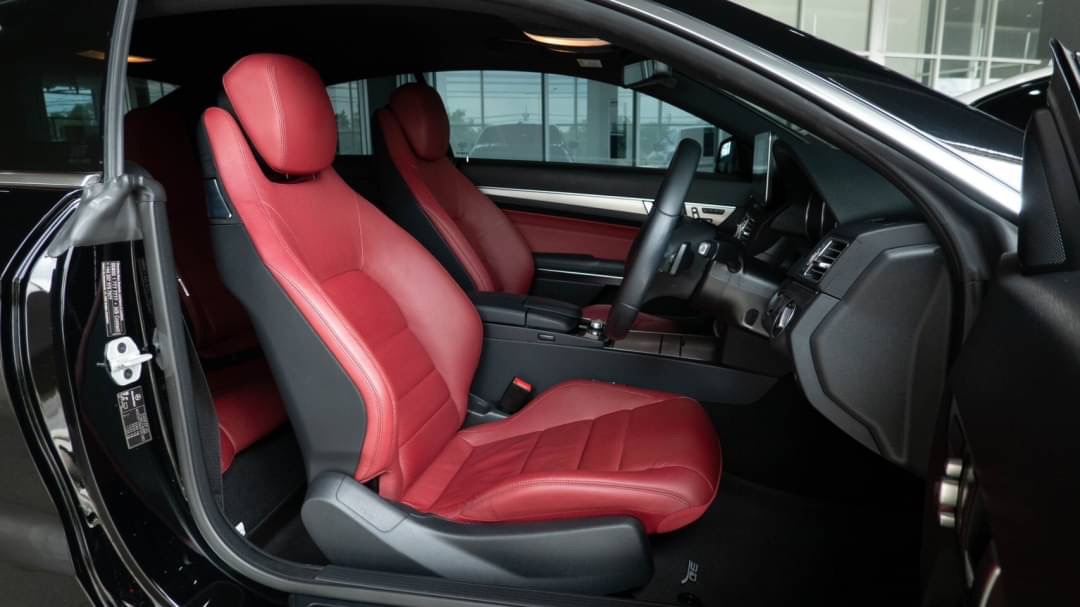 2014 Mercedes-Benz E-Class Cabriolet E200 สีดำ (รูปที่ 11)