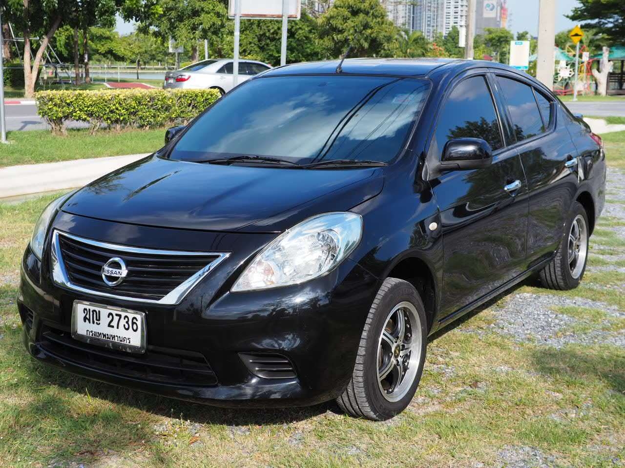 2012 Nissan Almera สีดำ (รูปที่ 2)