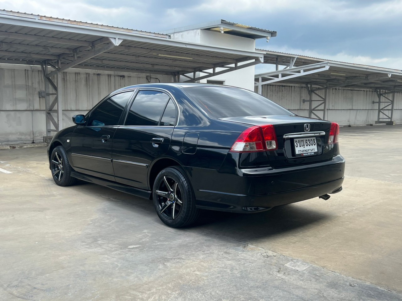 2005 Honda Civic ES (Dimension) โฉม ตาเหยี่ยว สีดำ (รูปที่ 9)