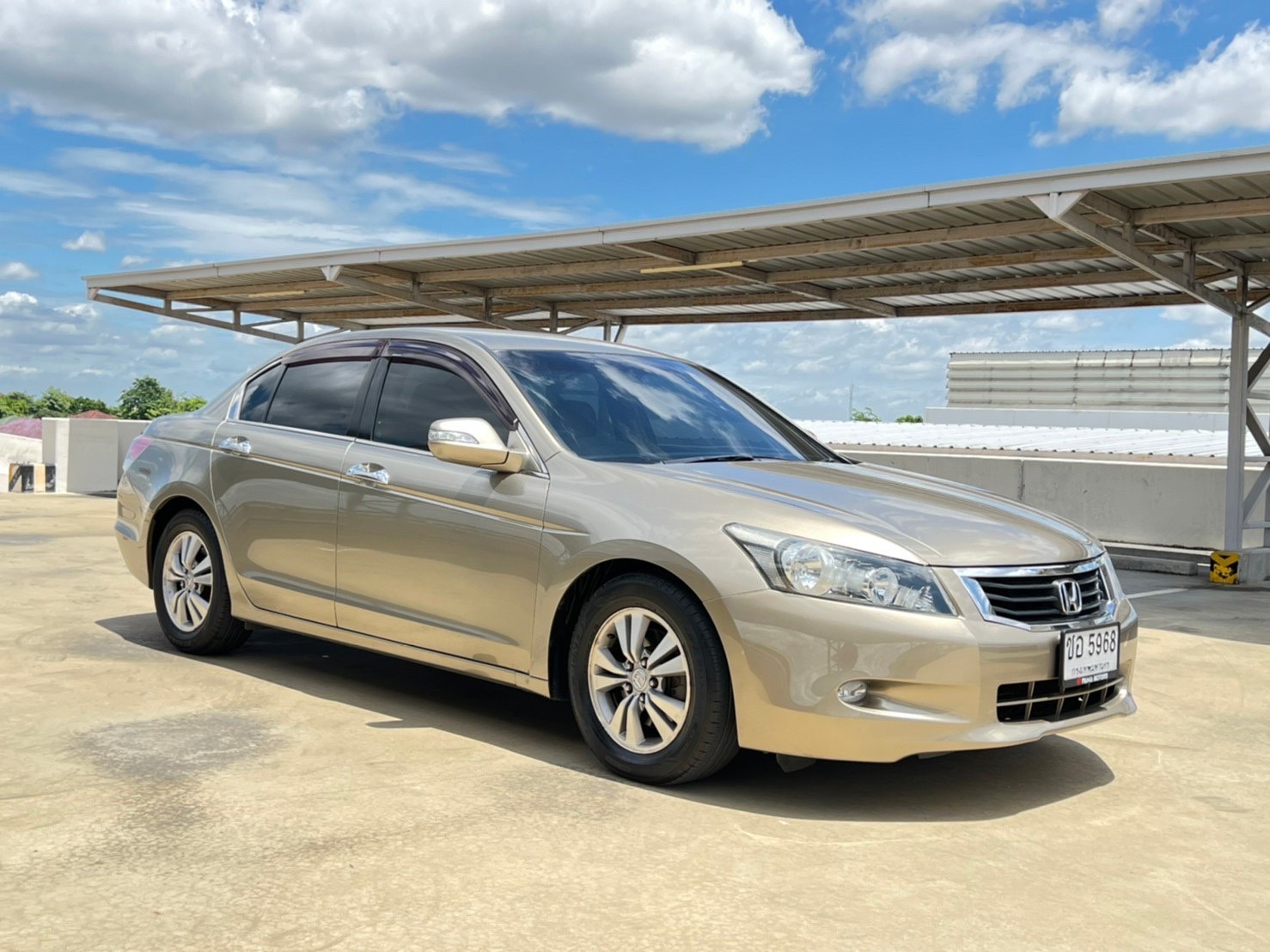 2008 Honda Accord Gen 8 สีน้ำตาล (รูปที่ 4)