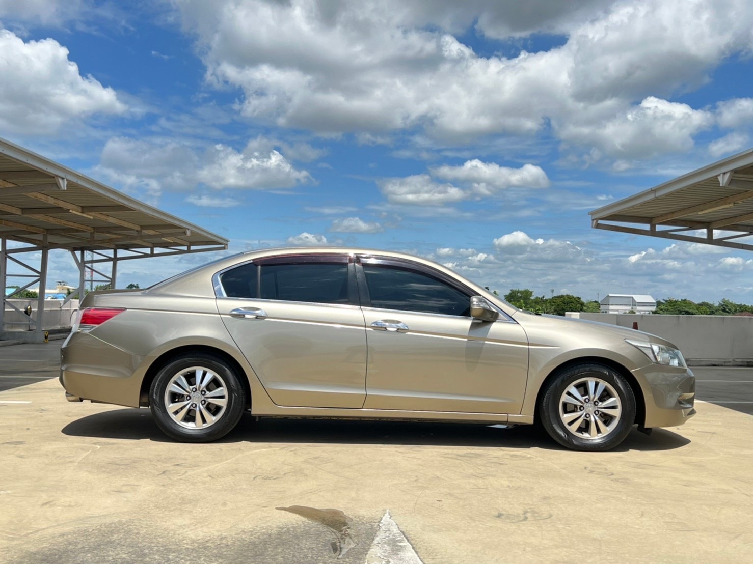 2008 Honda Accord Gen 8 สีน้ำตาล (รูปที่ 6)