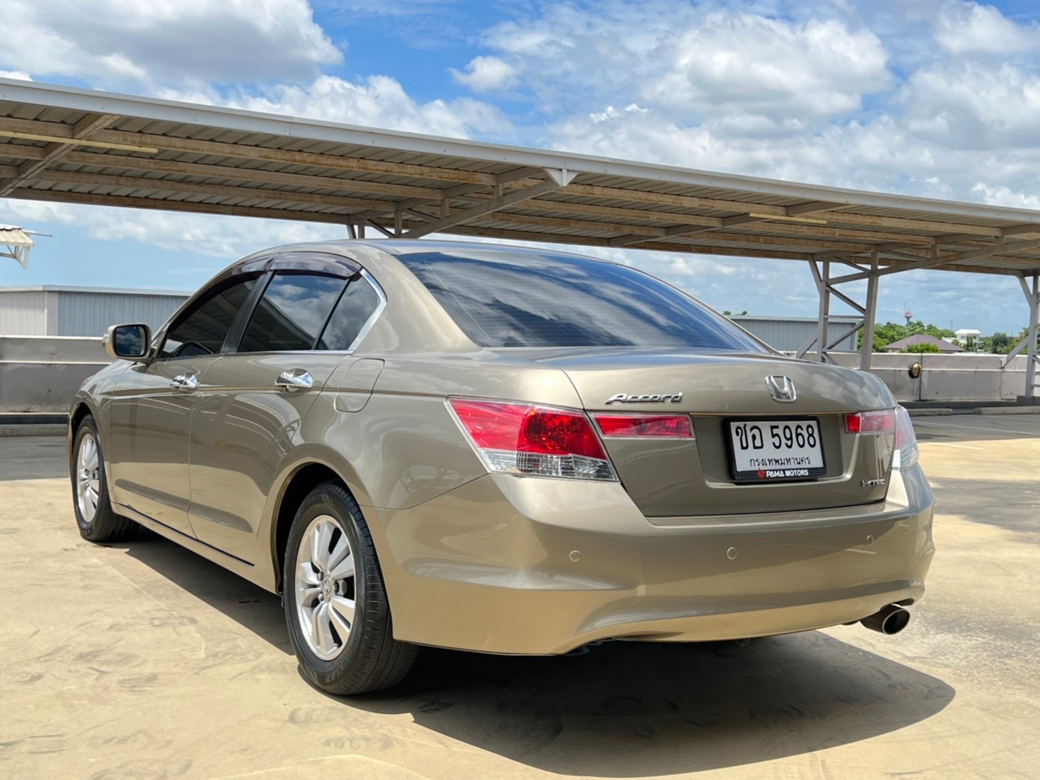2008 Honda Accord Gen 8 สีน้ำตาล (รูปที่ 8)