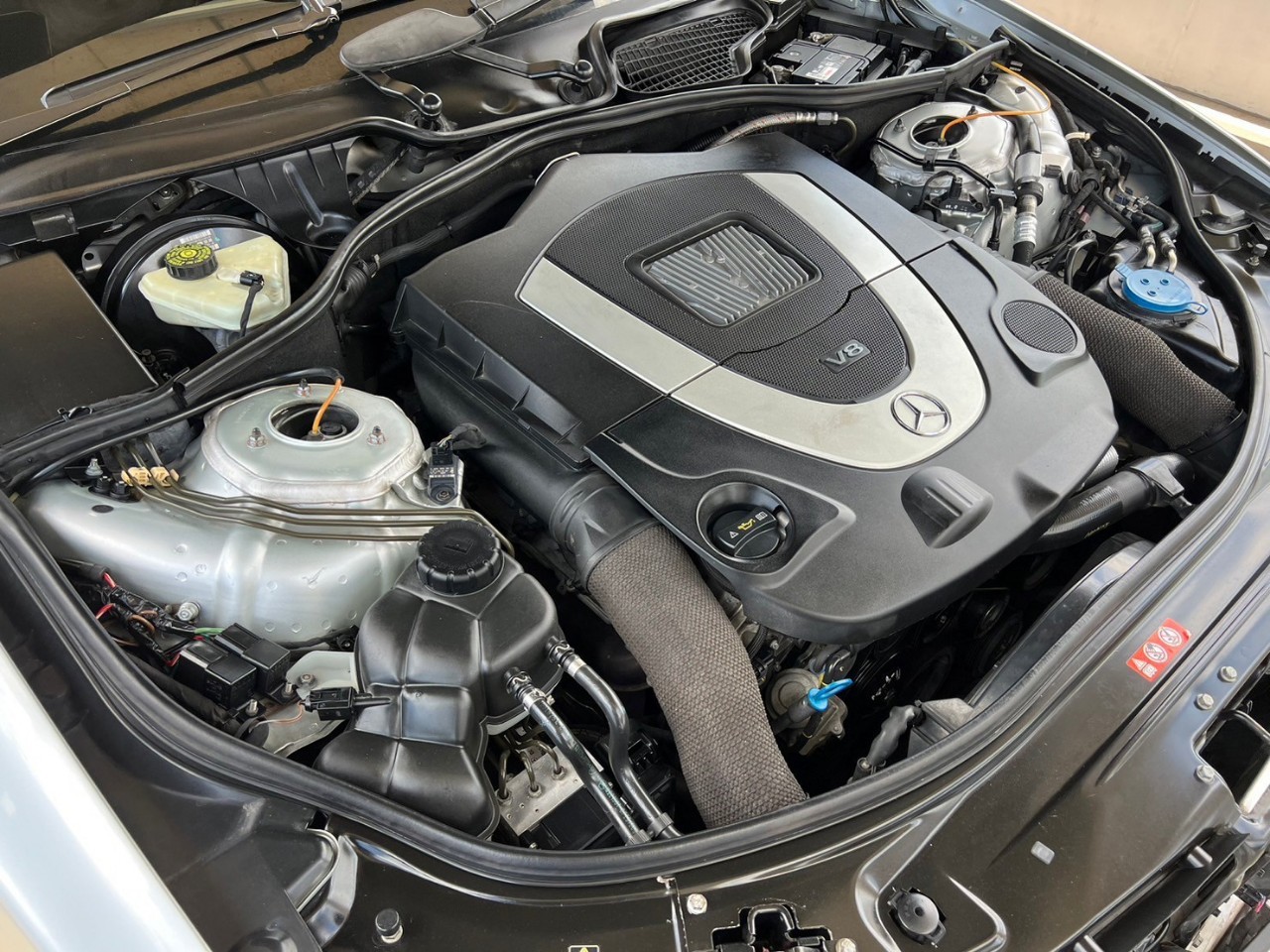 2007 Mercedes-Benz S-Class W221 S500 สีเงิน (รูปที่ 20)