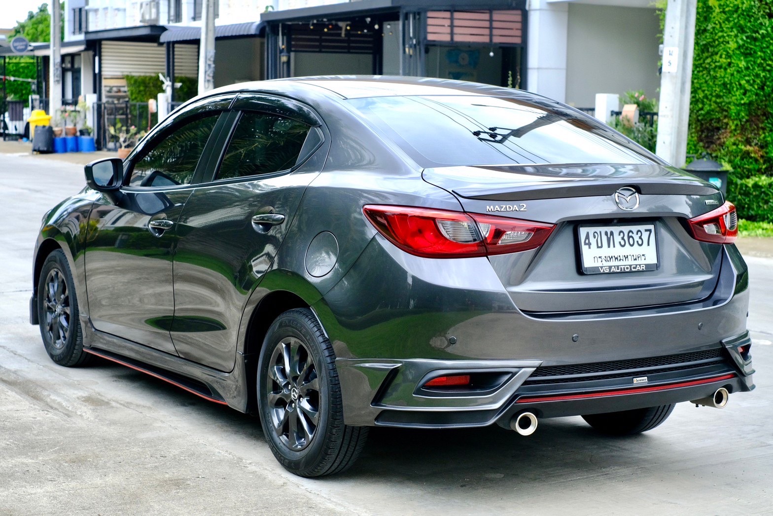 Mazda 2 1.3 S leather auto ไมล์แท้ 15,000 กม. รถสวยตรงปก