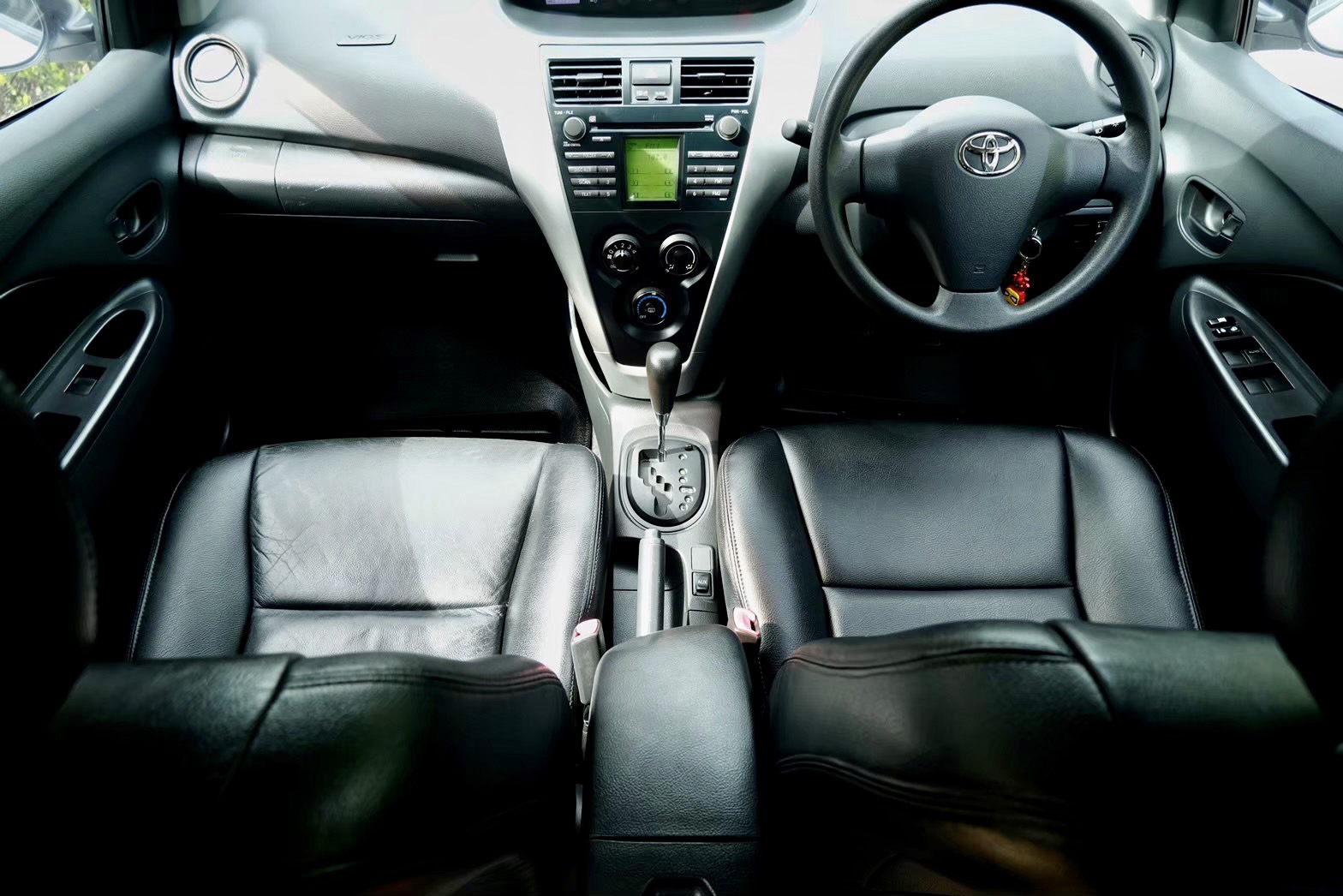 Toyota vios 1.5E ออโต้ เบนซิน ปี2010 สีขาว (รูปที่ 7)