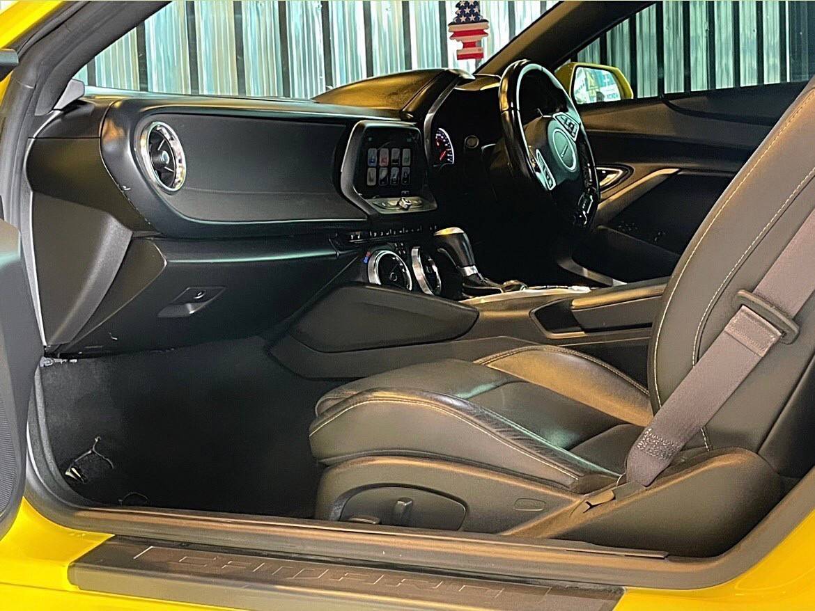 2017 Chevrolet Camaro Gen6 สีเหลือง (รูปที่ 9)