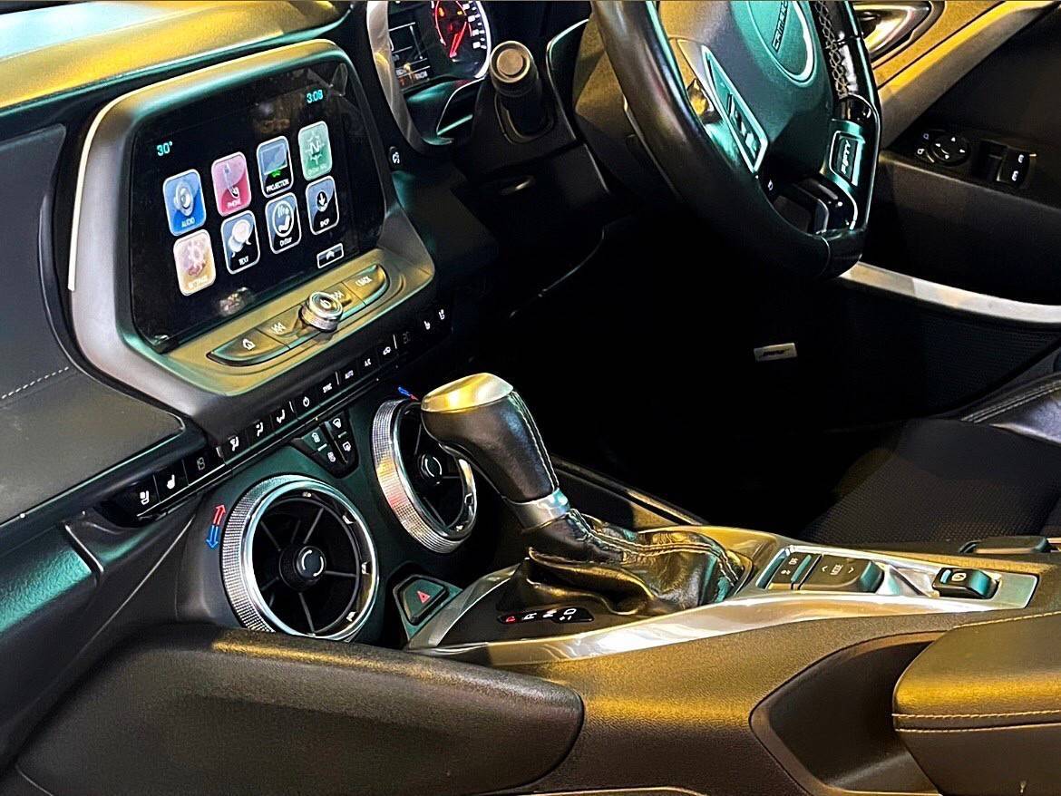 2017 Chevrolet Camaro Gen6 สีเหลือง (รูปที่ 2)