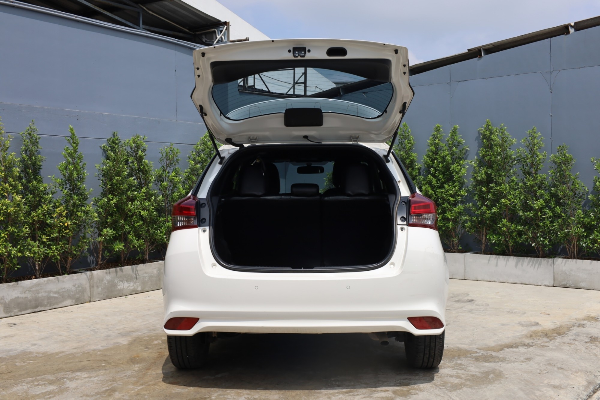 2018 TOYOTA YARIS 1.2E HATCHBACK auto ฟรีดาวน์ (รูปที่ 11)