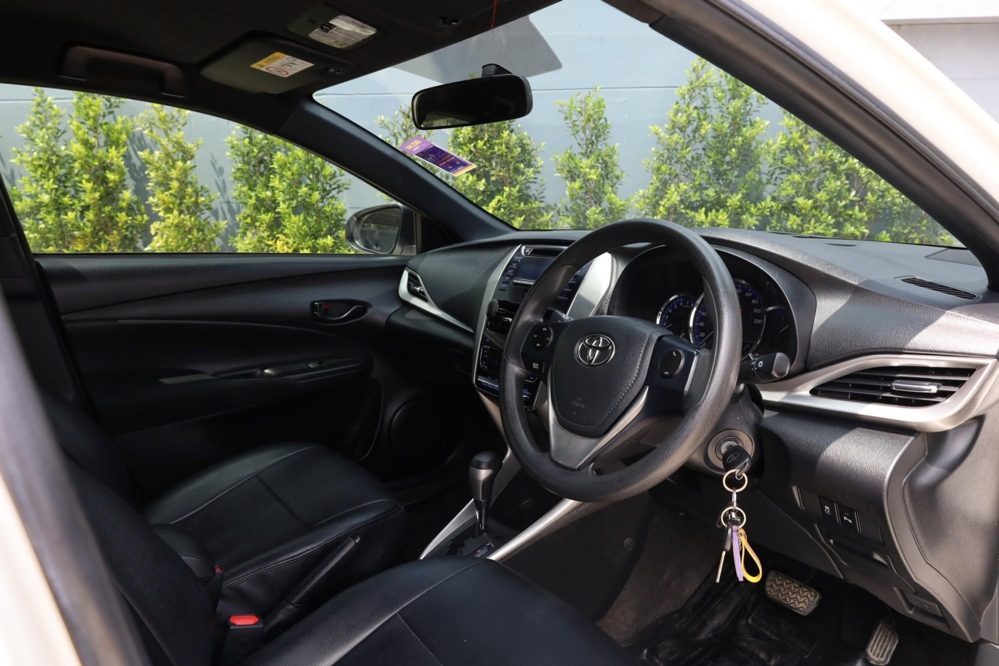 2018 TOYOTA YARIS 1.2E HATCHBACK auto ฟรีดาวน์ (รูปที่ 10)