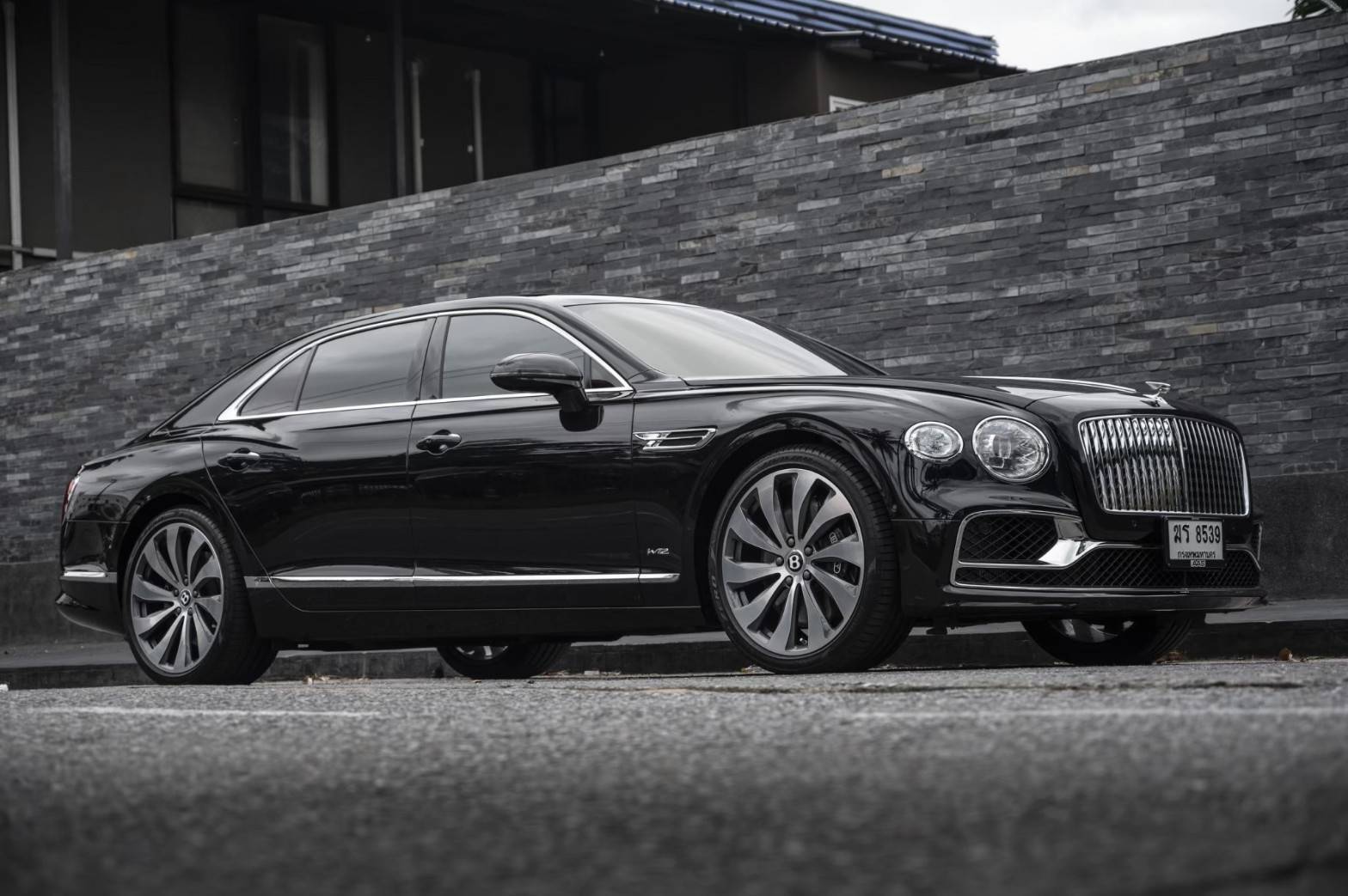 2021 Bentley Turbo R สีดำ (รูปที่ 5)