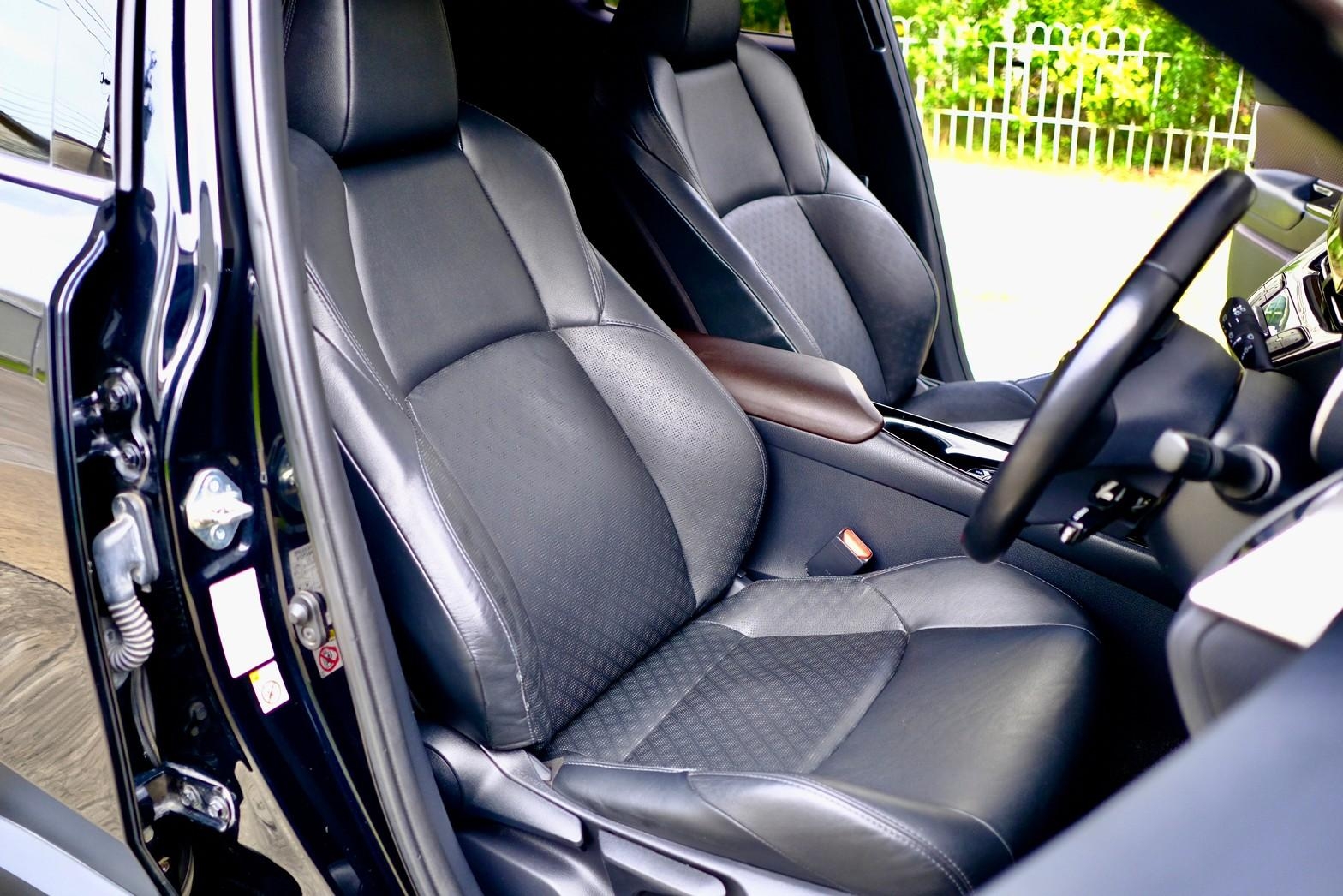 TOYOTA CH-R 1.8 Hybrid HV MID auto รถสวย ตรงปก ไม่ผิดหวัง (รูปที่ 9)