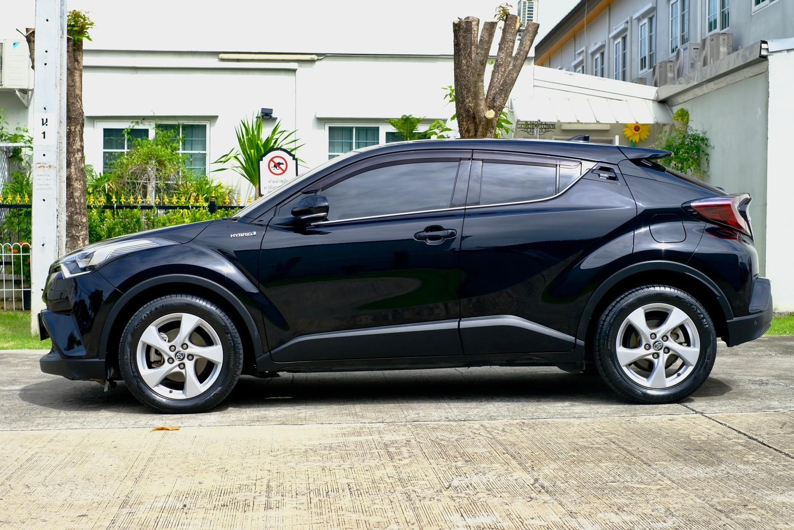 TOYOTA CH-R 1.8 Hybrid HV MID auto รถสวย ตรงปก ไม่ผิดหวัง (รูปที่ 15)