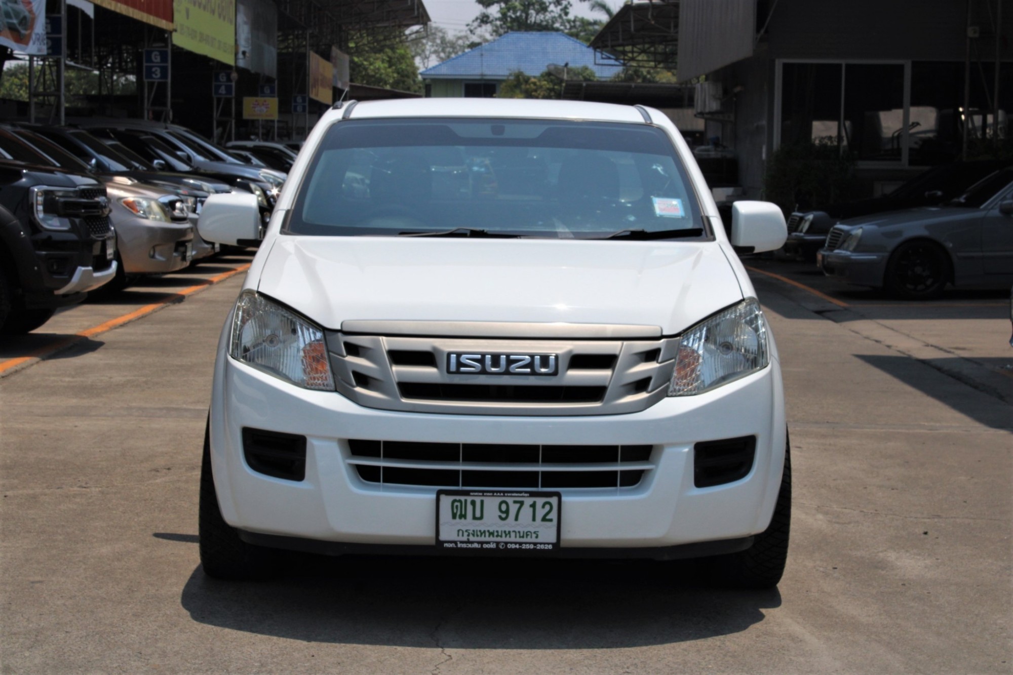 2012 Isuzu D-Max 2.5 S SPACE CAB MT สีขาว เกียร์ธรรมดา ผ่อน 6xxx รถบ้านมือเดียวลำดับที่1 สวยไม่มีอุบัติเหตุ เครื่องเกียร์ช่วงล่างเดิมขับดี จัดได้ล้น (รูปที่ 2)